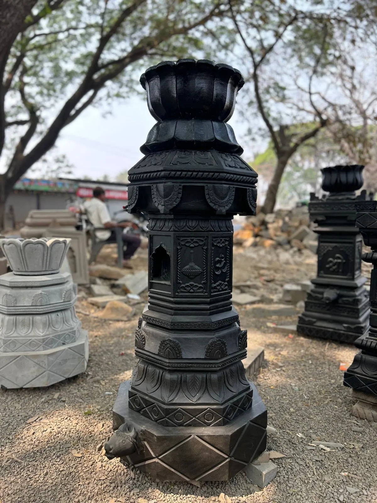 black stone Tulsi pot design